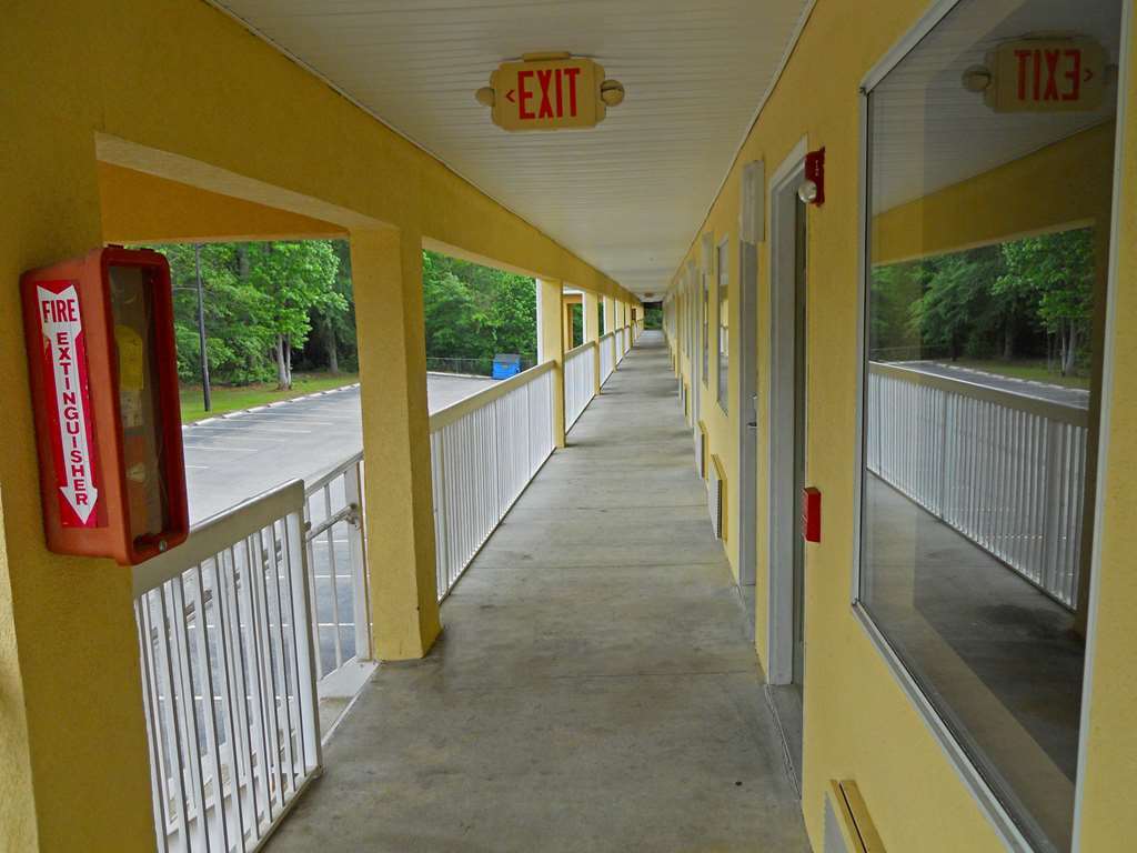 Red Roof Inn Valdosta - University Ngoại thất bức ảnh